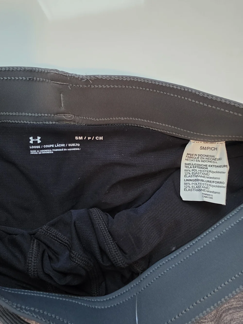 NWT Under Armour Storm Shorebreak 2-in-1 Board Shorts Gray/Black Men's Small